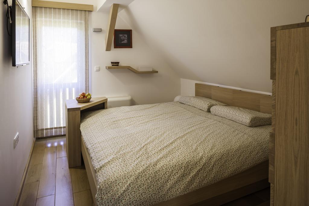 Guest House Kalska Domacija Semic 客房 照片